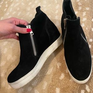 Black Steve Madden wedge platform shoes